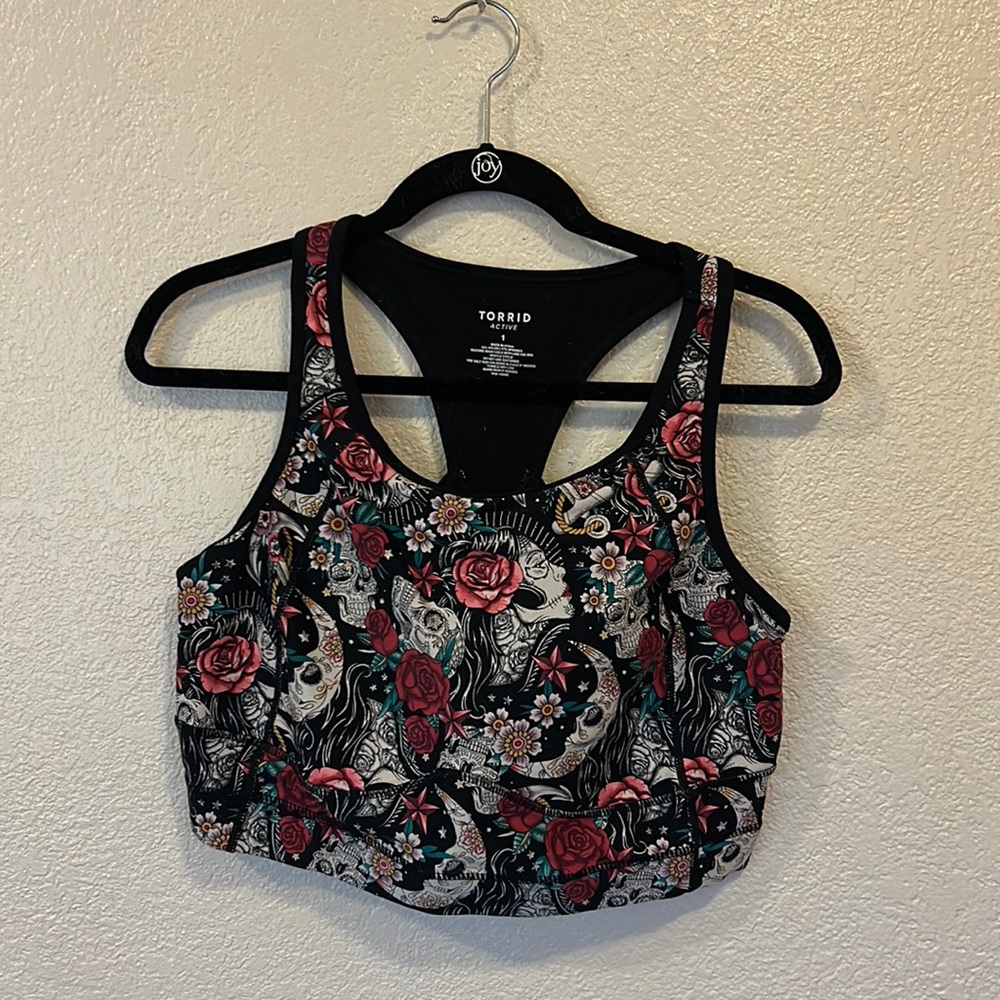 Torrid size 1 (US size 1X) Tattoo print Sports bra